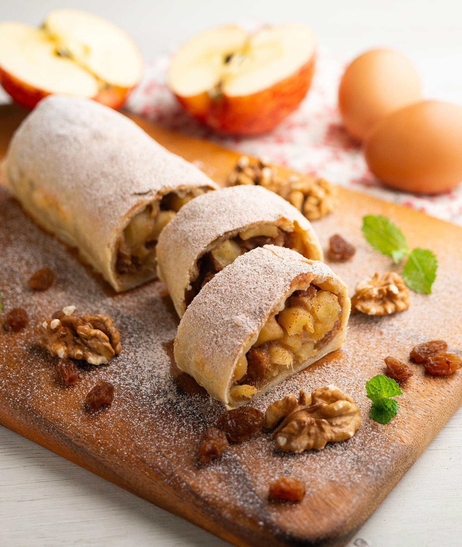 Apple Strudel Austria - Image 2