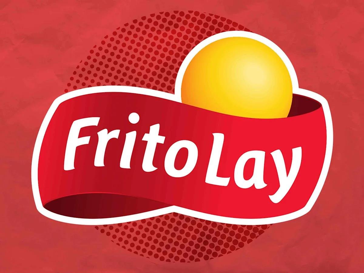 Ruffles Potato Chips, Cheddar & Sour Cream Flavored - Image 2